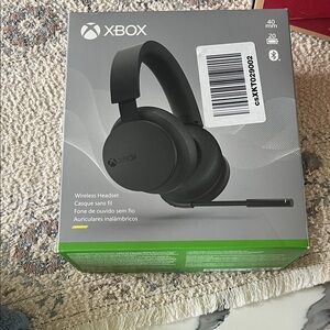 Xbox Wireless Headset - Black